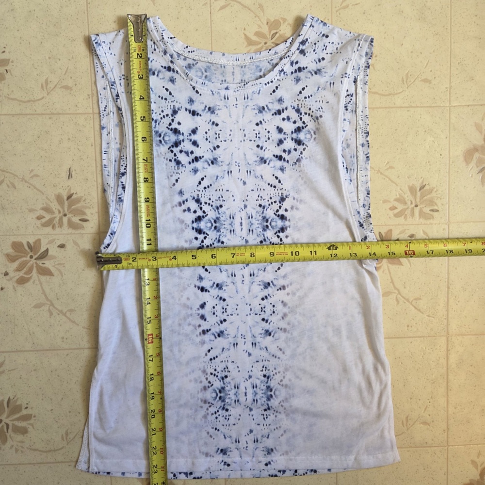 With Navy Tie-Dye Sleeveless Tee - Picture 4 of 4
